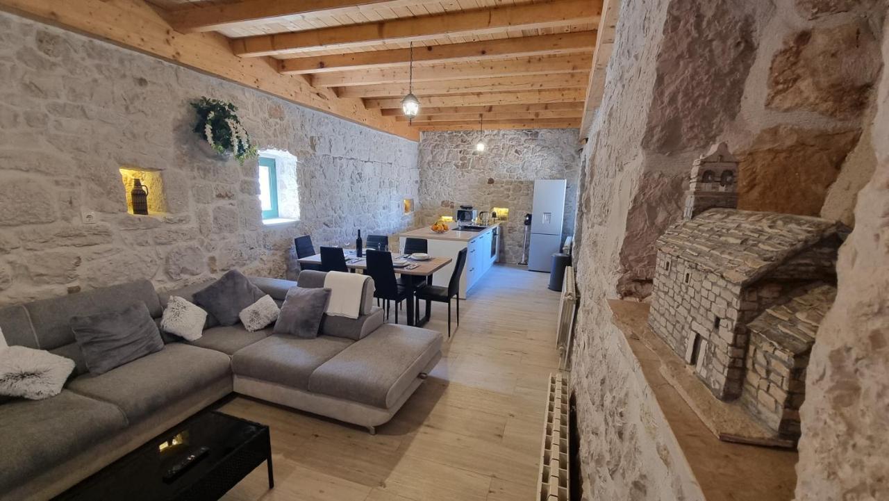 Aga Villa Zagvozd Buitenkant foto
