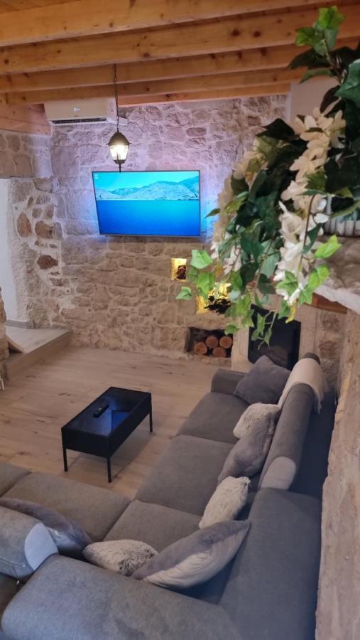 Aga Villa Zagvozd Buitenkant foto