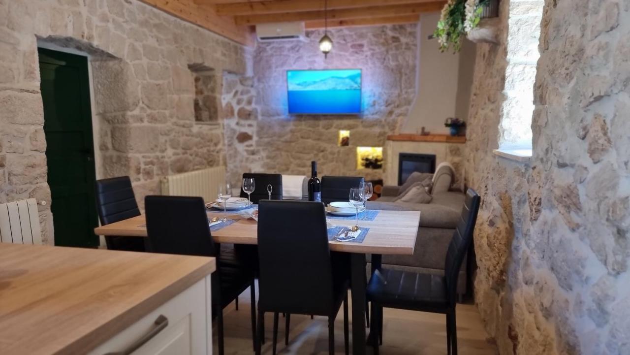 Aga Villa Zagvozd Buitenkant foto